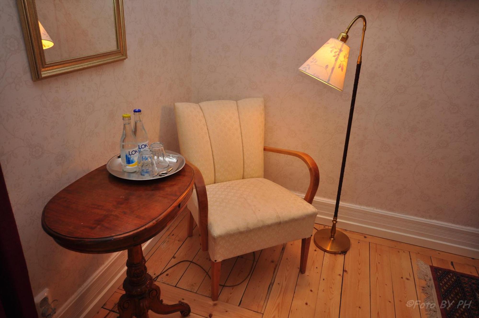 Pensionat Praestgarden Töreboda Habitación foto